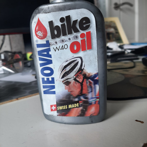 Neoval Bike Oil.jpeg