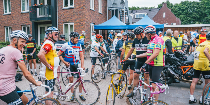 Wielerclub Op Zijn Retour