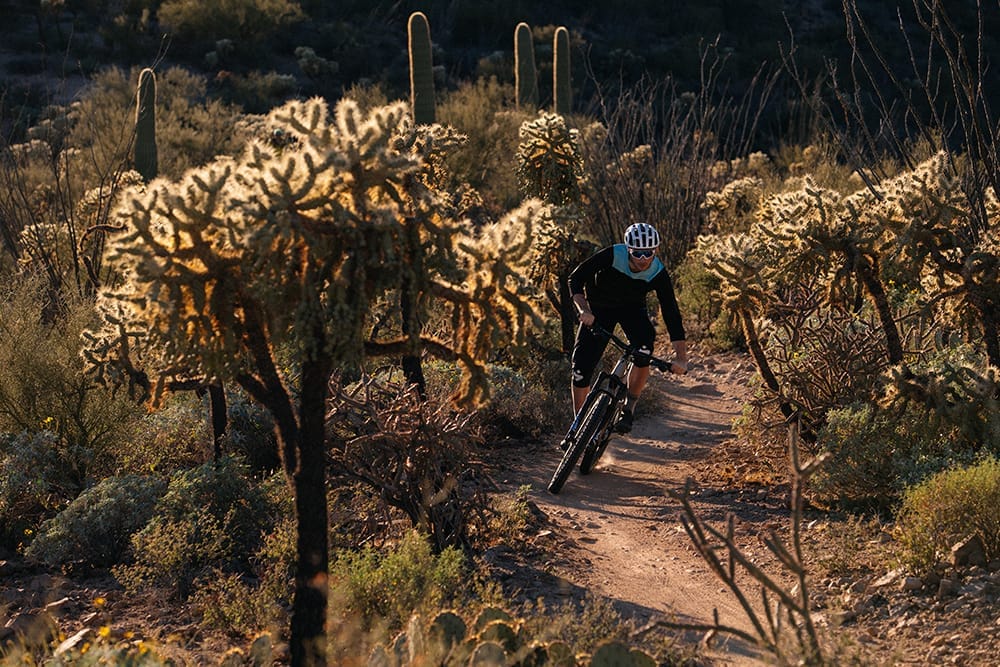 Normaal lof zonsondergang Nieuw: Sram Eagle AXS, draadloos schakelen op de mountainbike | Fiets.nl -  Race en MTB website