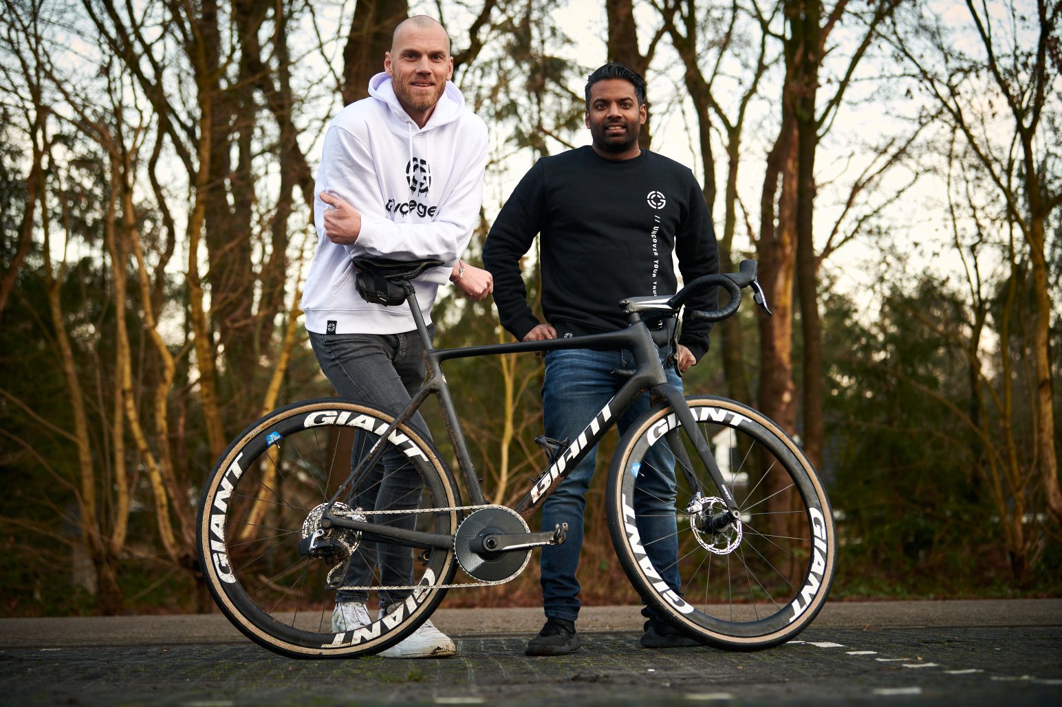 Ga trouwen alcohol tetraëder Lars Boom stelt met CycleGear nieuwe casual kleding voor | Fiets.nl - Race  en MTB website