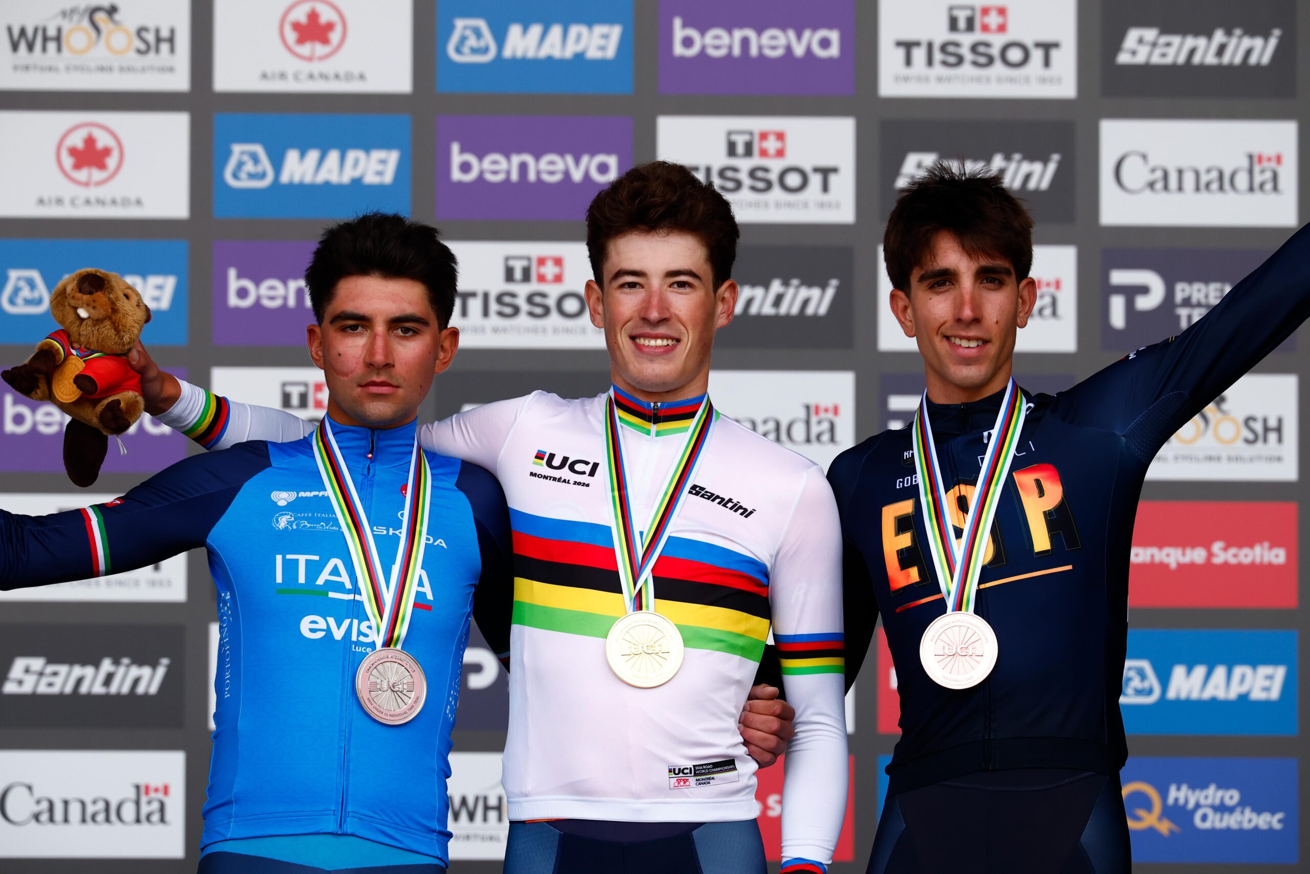 Ryan Gal zorgt voor daverende verrassing met wereldtitel tijdrijden bij de beloften