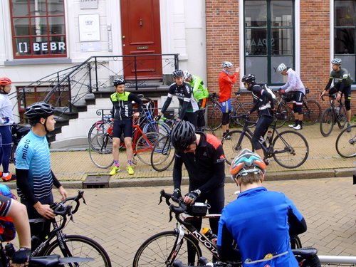 start brevet Groningen  2 september (7).JPG
