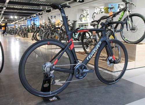 Wilier 2.JPG (168.1 KiB) 3660 keer bekeken Wilier 2.JPG